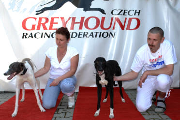 esk greyhound dostihov federace - Second Dual Racing 2009  - Chanel a Dior